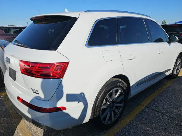 Audi Q7 - фото 4