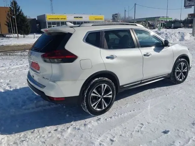 Nissan Rogue - фото 3