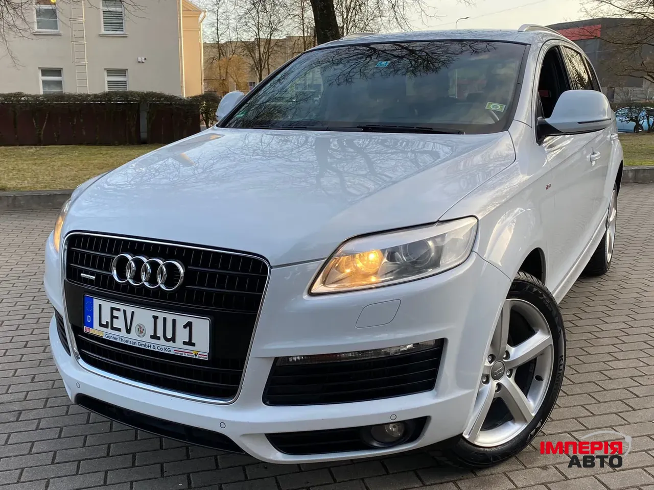 Audi Q7 - фото 23