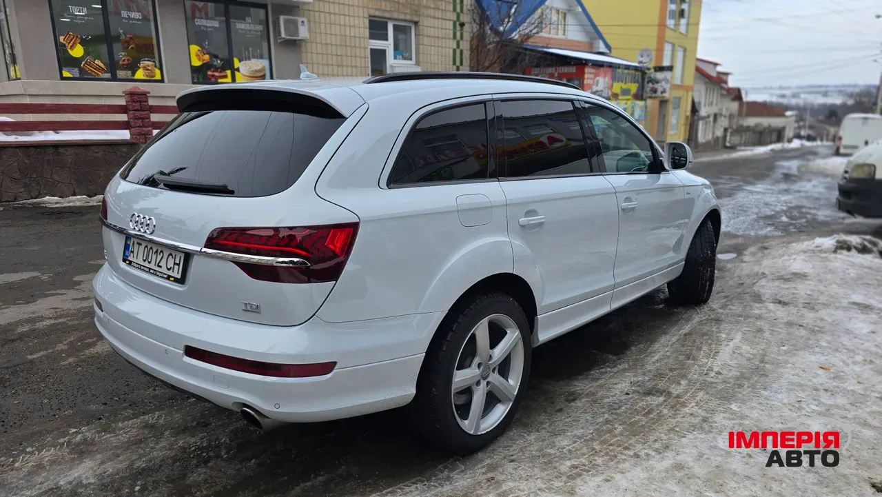 Audi Q7 - фото 6