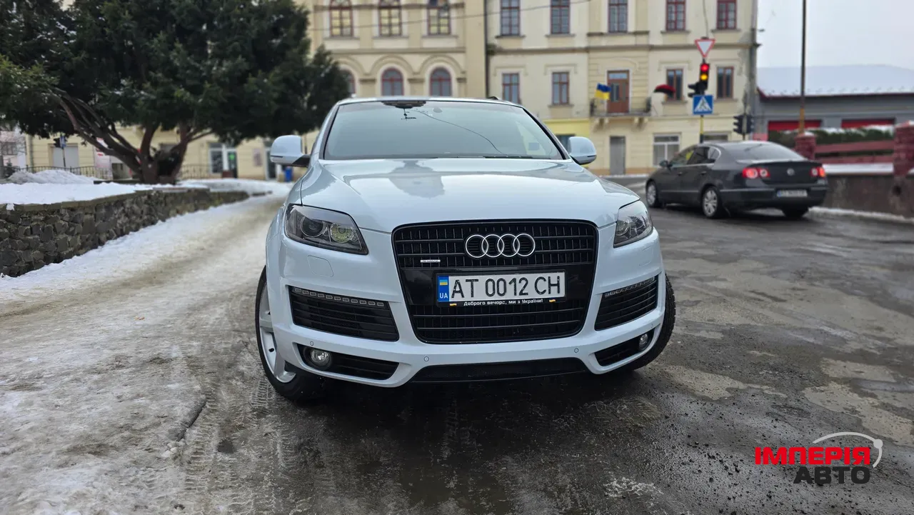Audi Q7 - фото 2