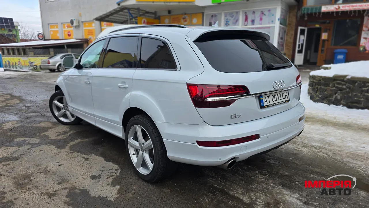 Audi Q7 - фото 5