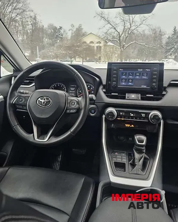 Toyota RAV4 - фото 17