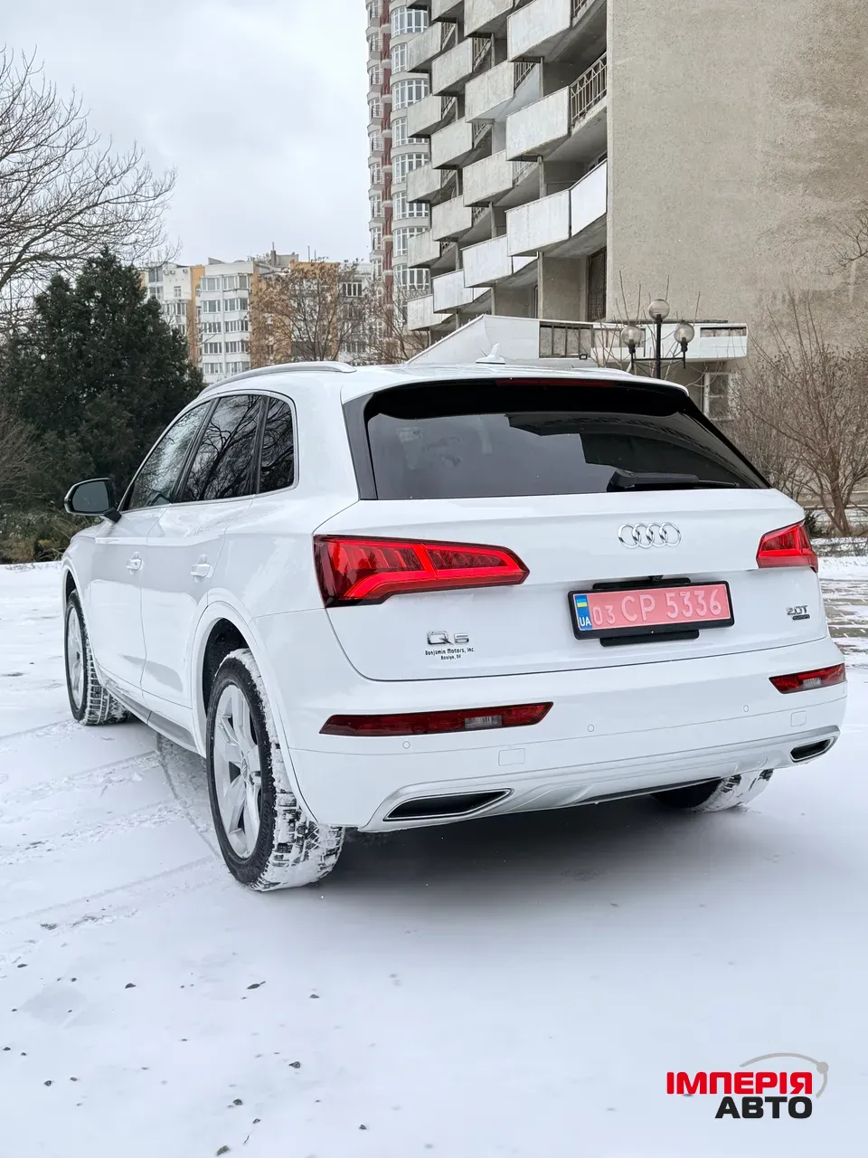 Audi Q5 - фото 7