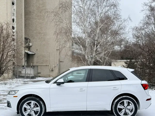 Audi Q5 - фото 5
