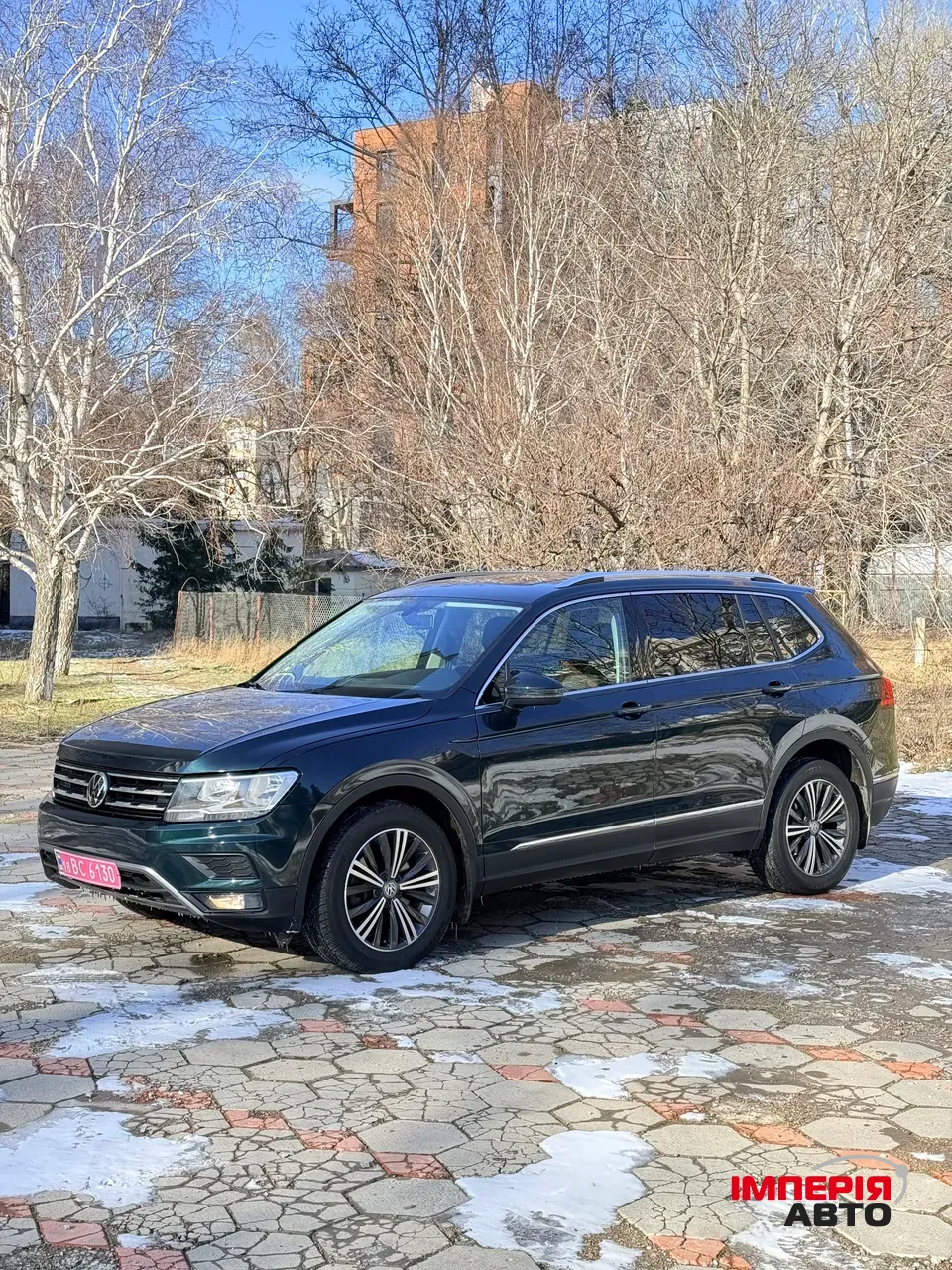 Volkswagen Tiguan - фото 5
