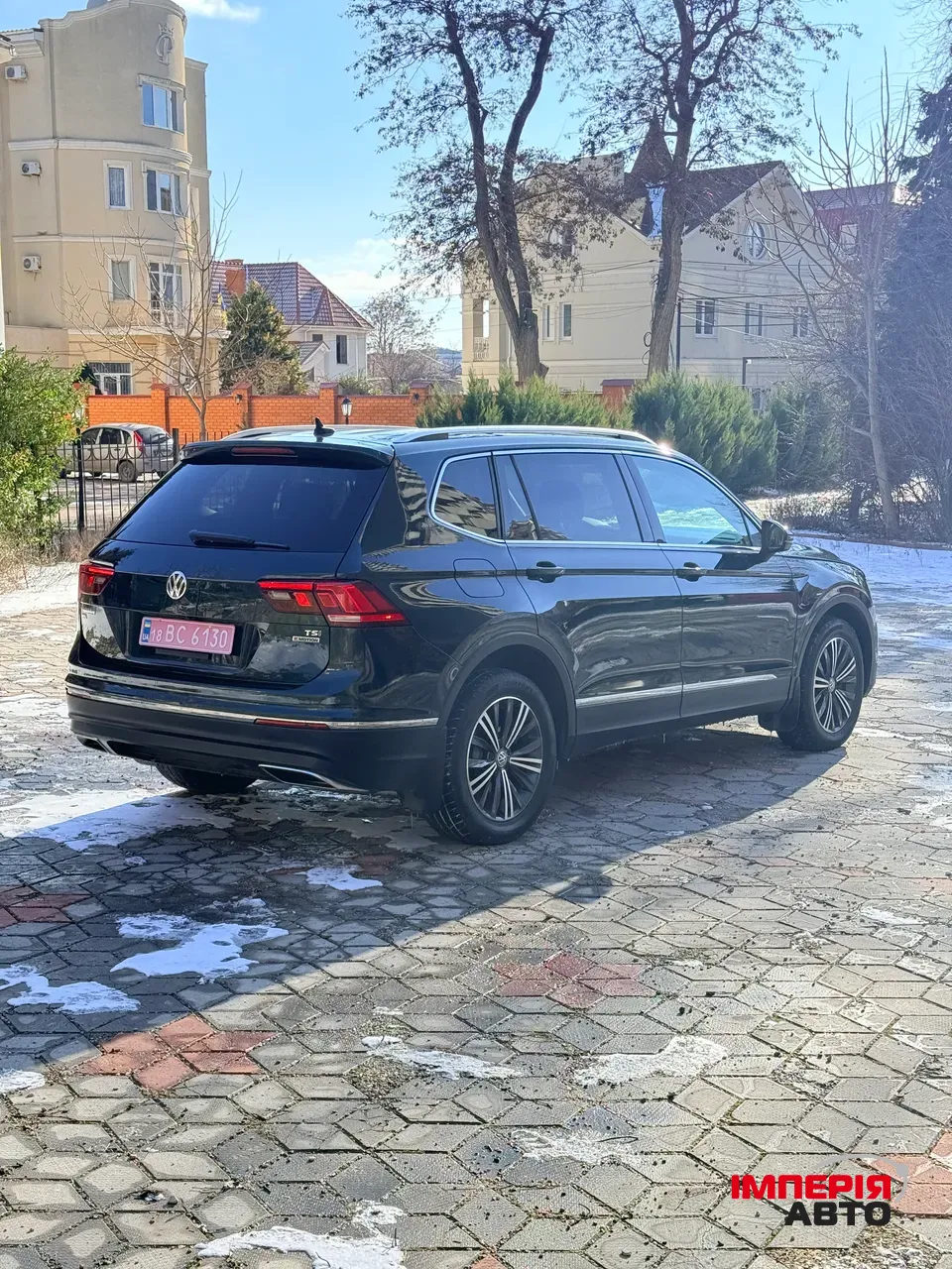 Volkswagen Tiguan - фото 9