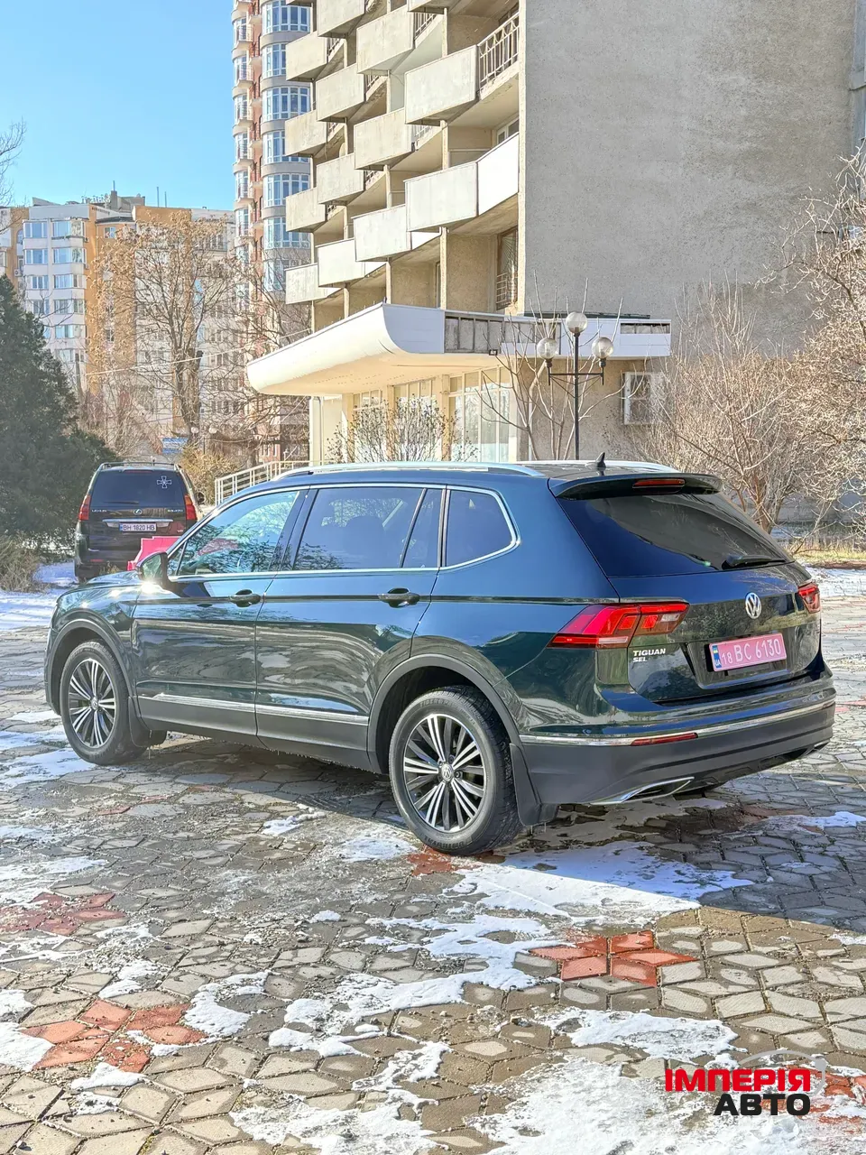 Volkswagen Tiguan - фото 7
