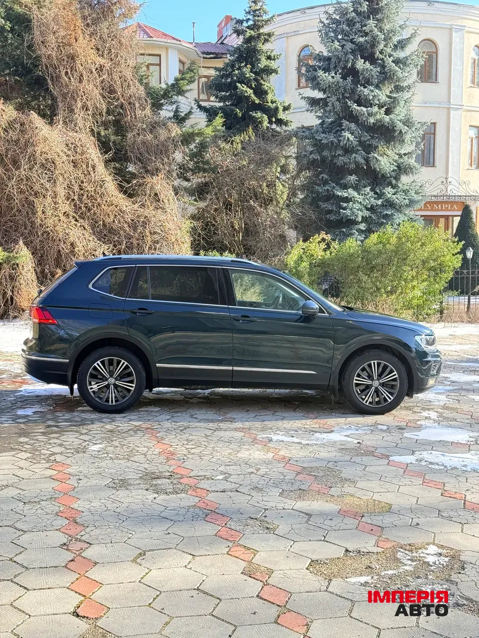 Volkswagen Tiguan - фото 10