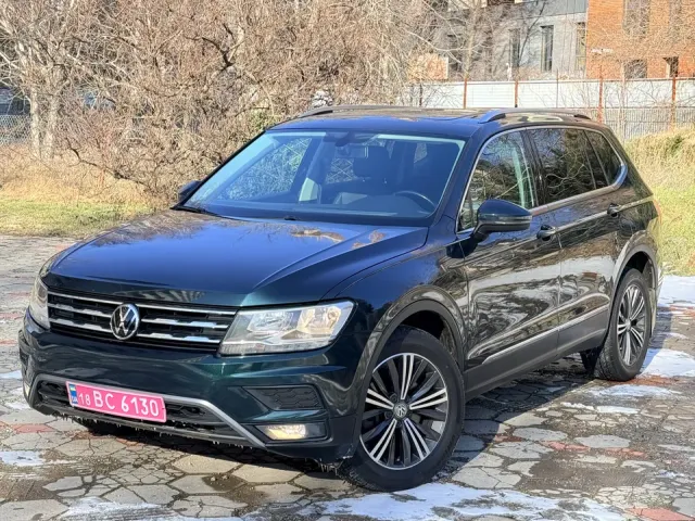 Volkswagen Tiguan - фото 2