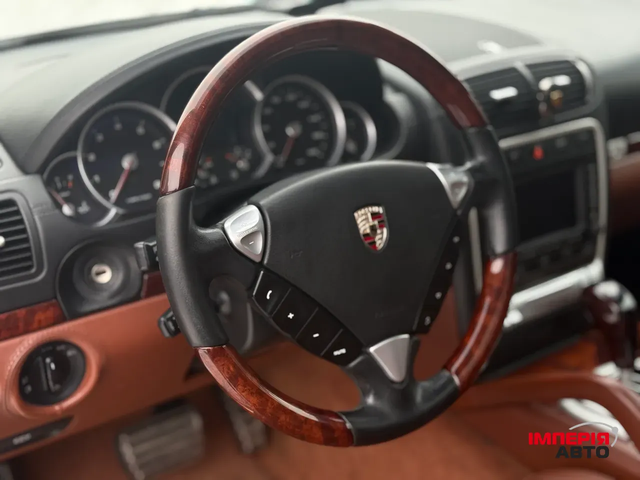 Porsche Cayenne - фото 9