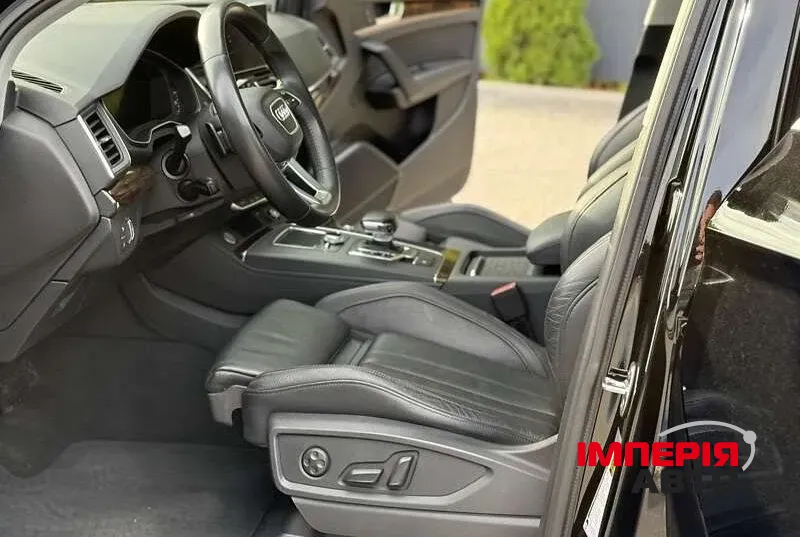 Audi Q5 - фото 5