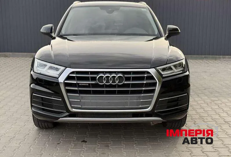 Audi Q5 - фото 1