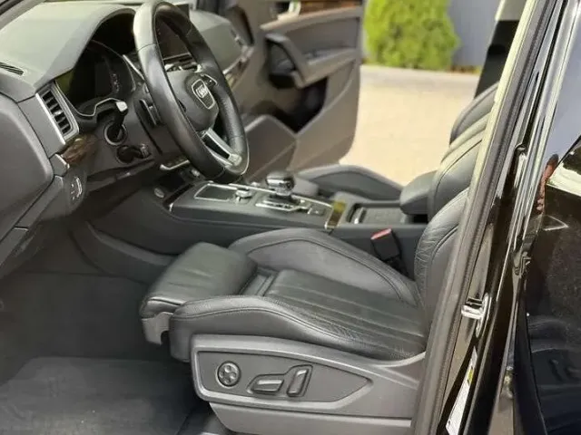 Audi Q5 - фото 5