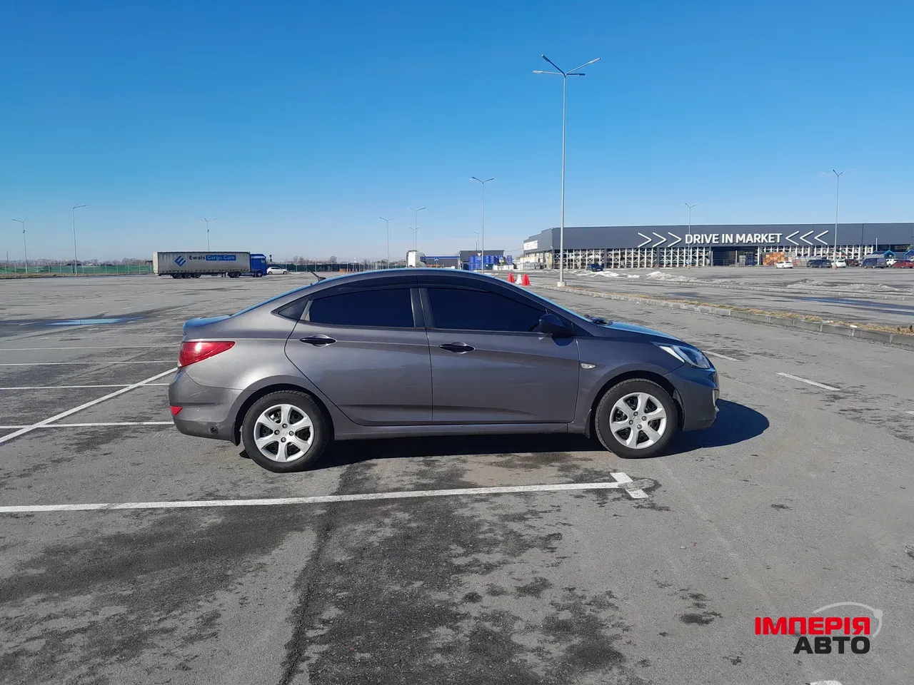 Hyundai Accent - фото 1