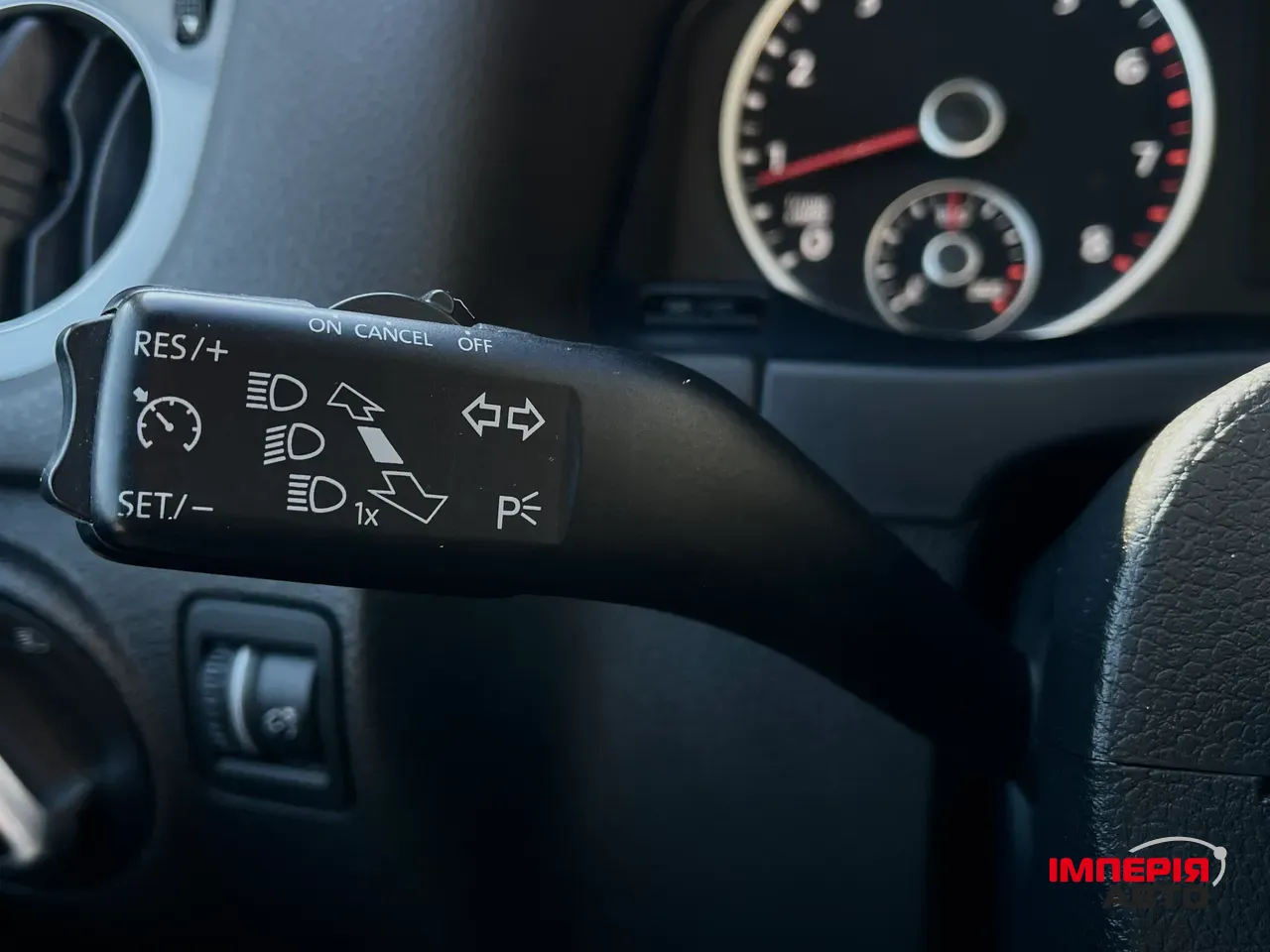 Volkswagen Tiguan - фото 21