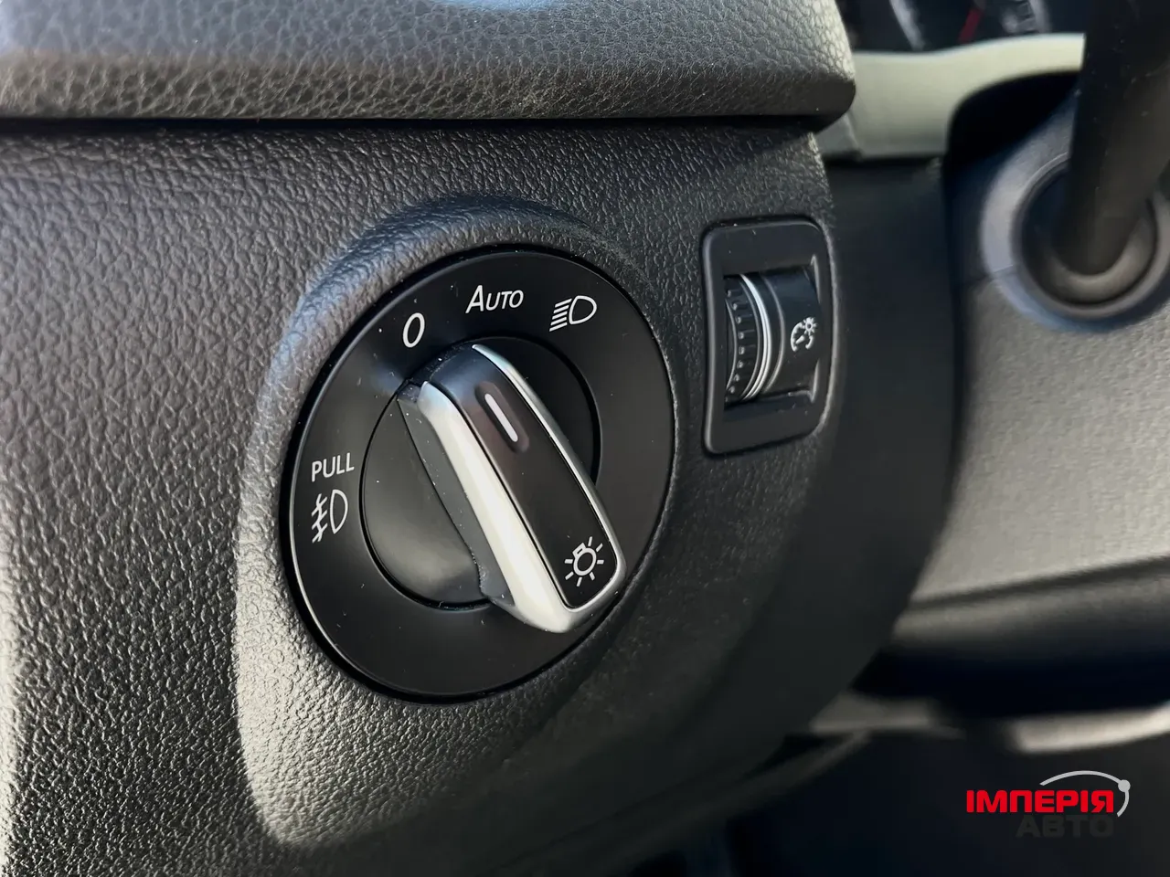 Volkswagen Tiguan - фото 17