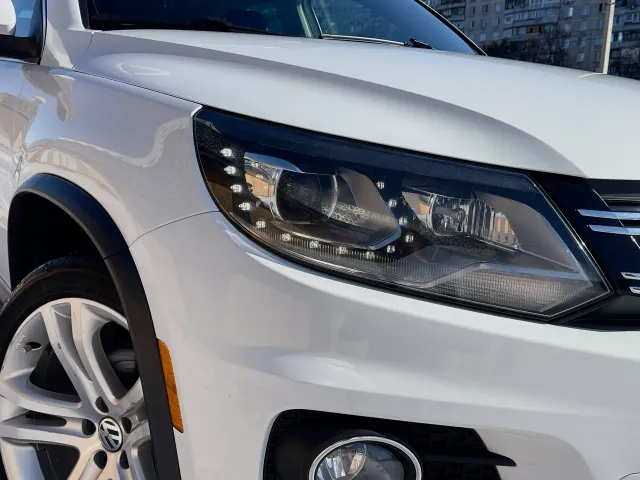 Volkswagen Tiguan - фото 3