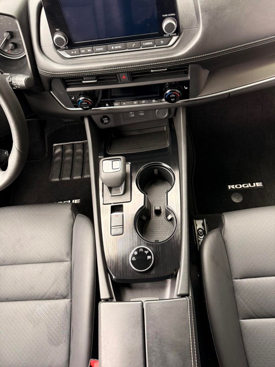 Nissan Rogue - фото 10