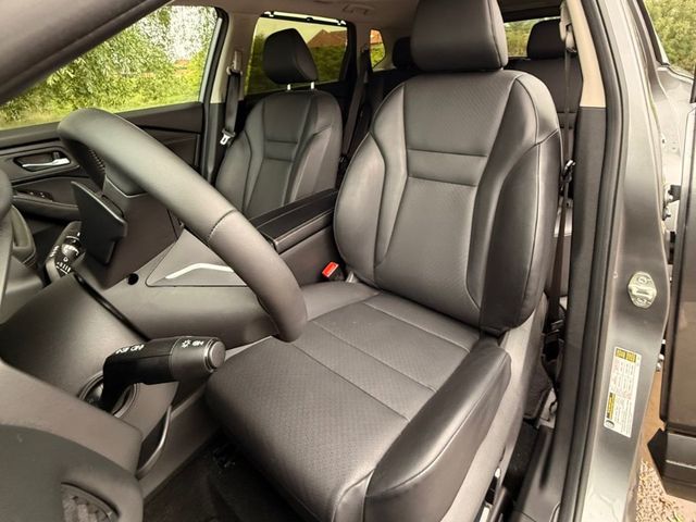 Nissan Rogue - фото 2