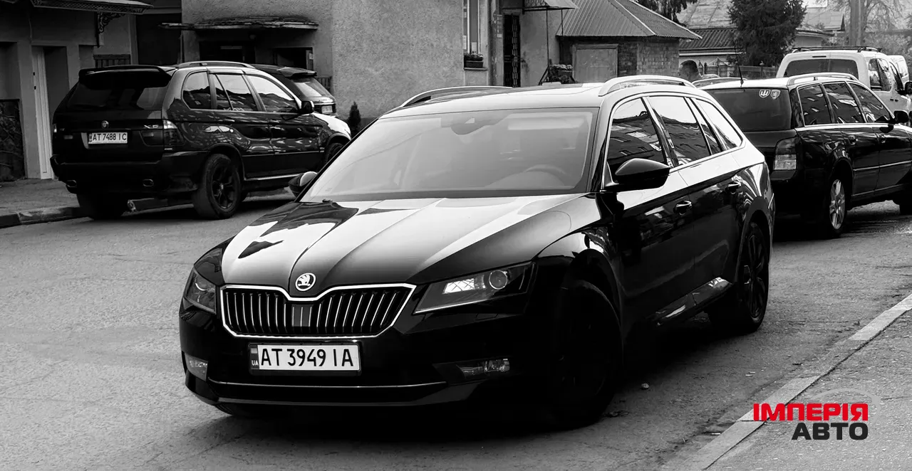 Skoda Superb - фото 1