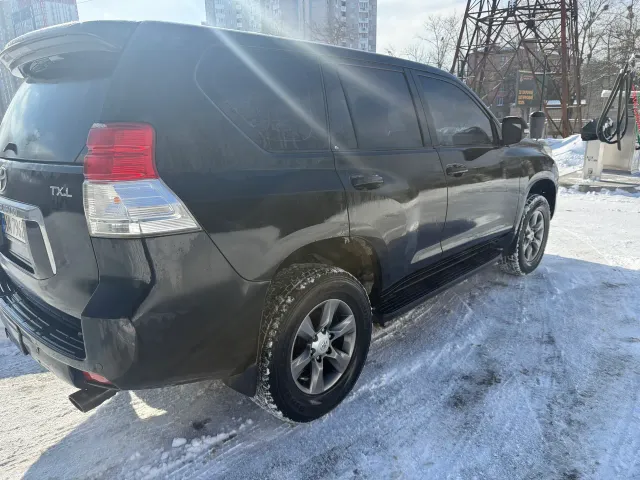 Toyota Land Cruiser Prado - фото 4