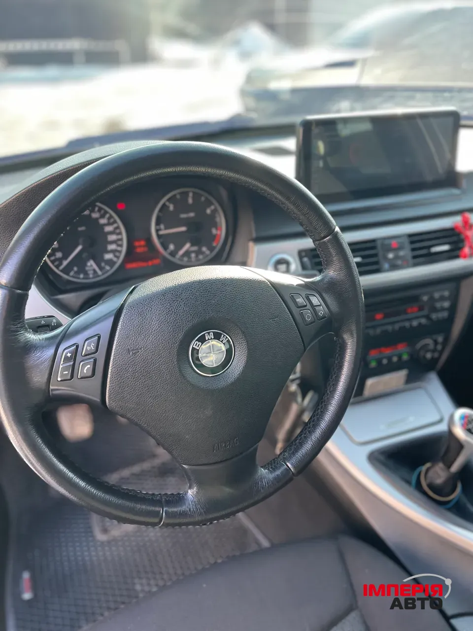 BMW 3 серії - фото 11