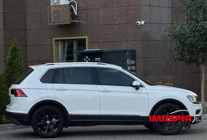 Volkswagen Tiguan - фото 3