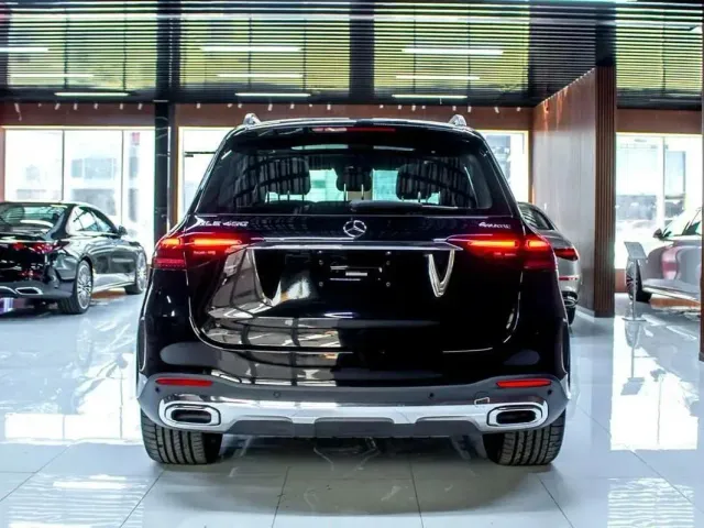 Mercedes-Benz GLE - фото 5