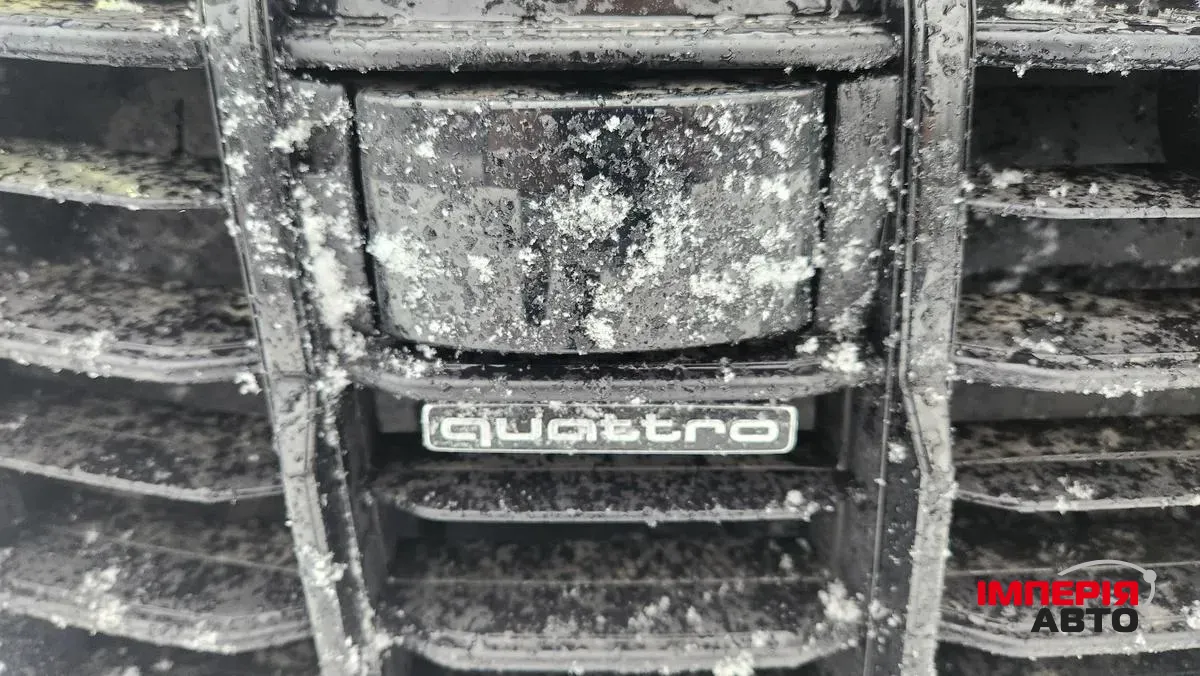 Audi Q7 - фото 6