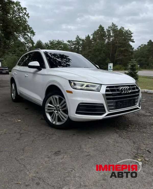 Audi Q5 - фото 1