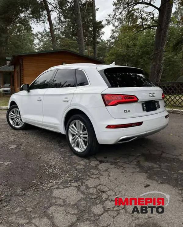 Audi Q5 - фото 4