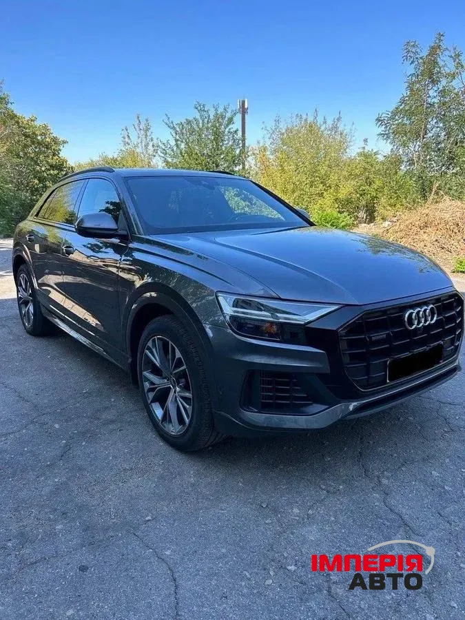 Audi Q8 - фото 1