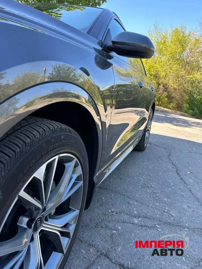 Audi Q8 - фото 6