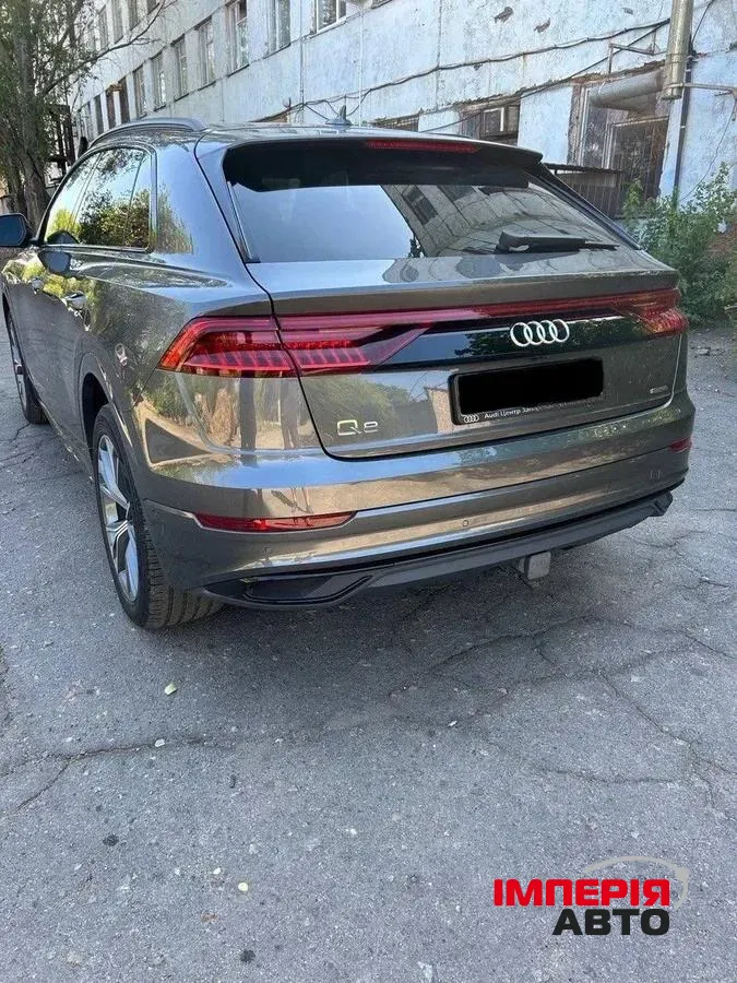 Audi Q8 - фото 3