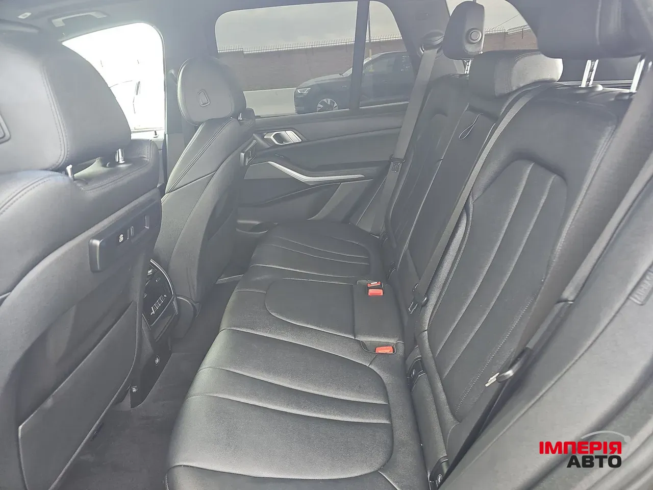 BMW X5 - фото 10