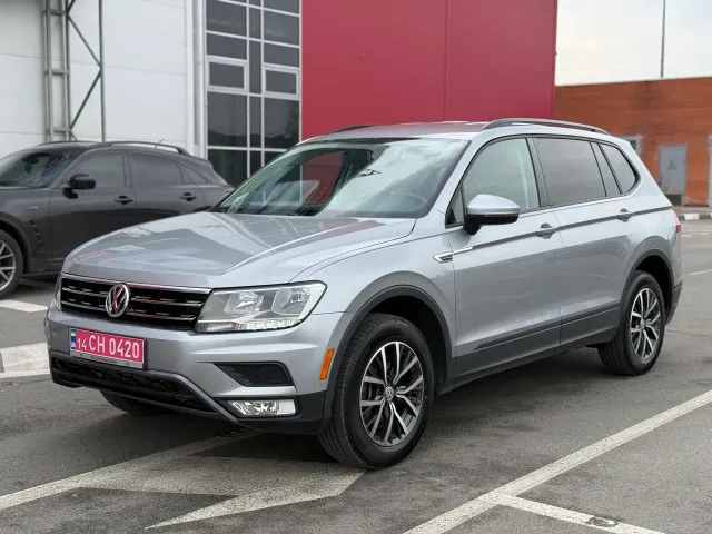 Volkswagen Tiguan - фото 1