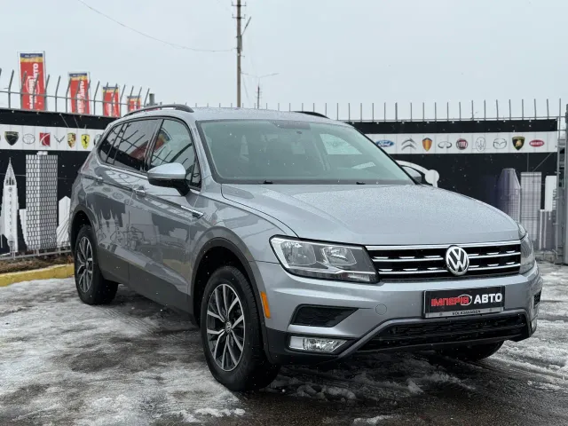 Volkswagen Tiguan - фото 2