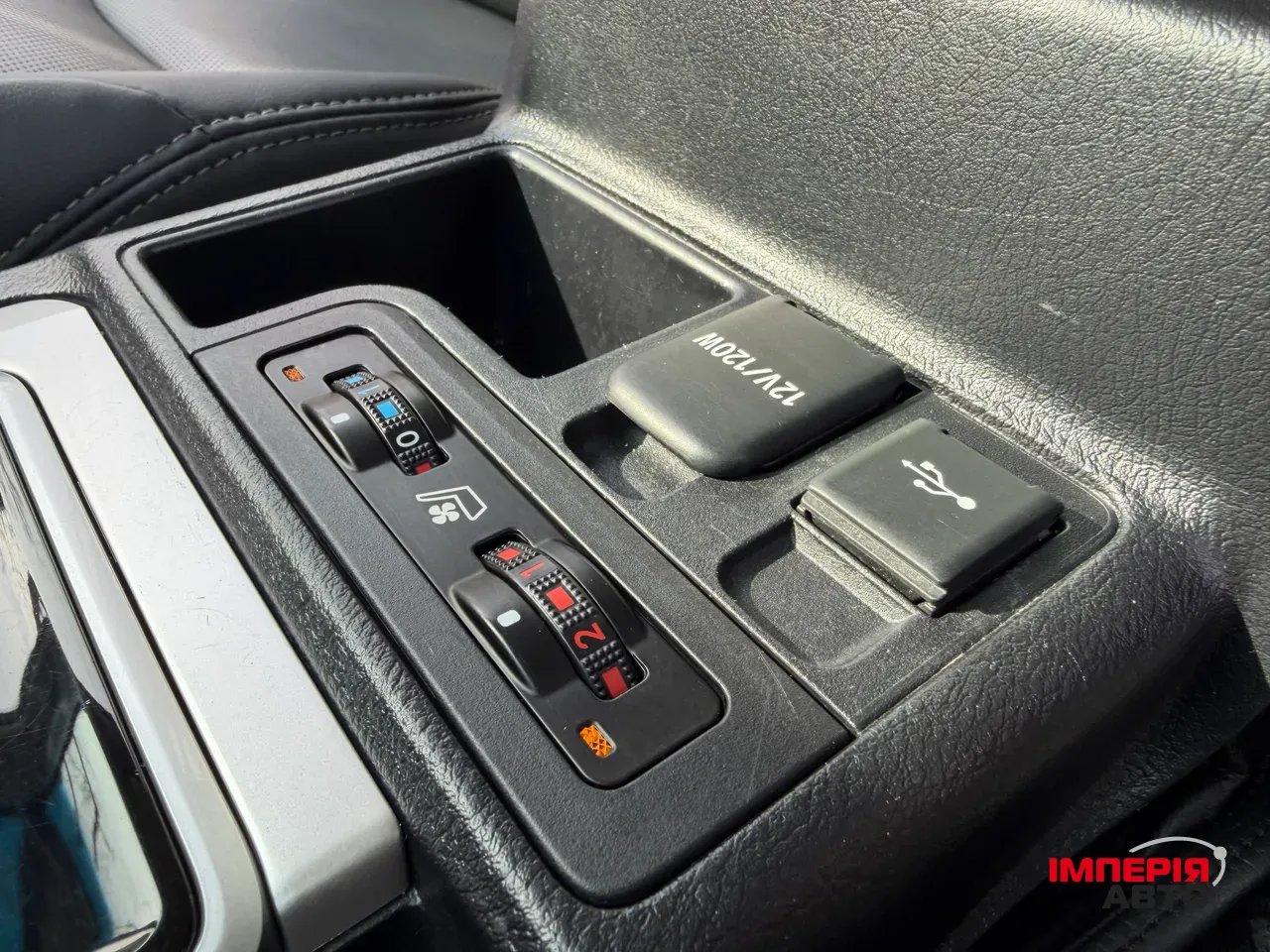 Toyota Land Cruiser Prado - фото 11