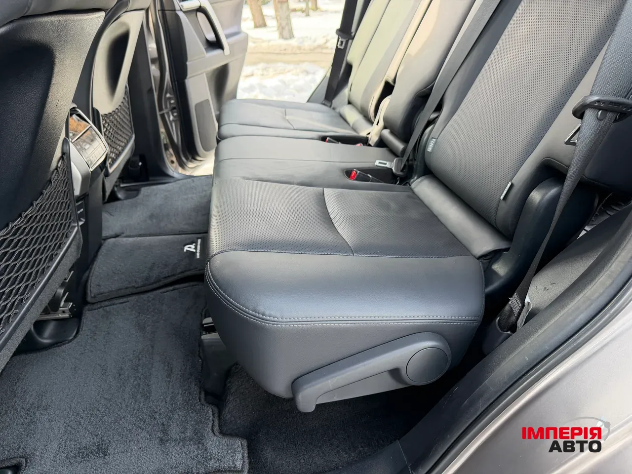 Toyota Land Cruiser Prado - фото 14