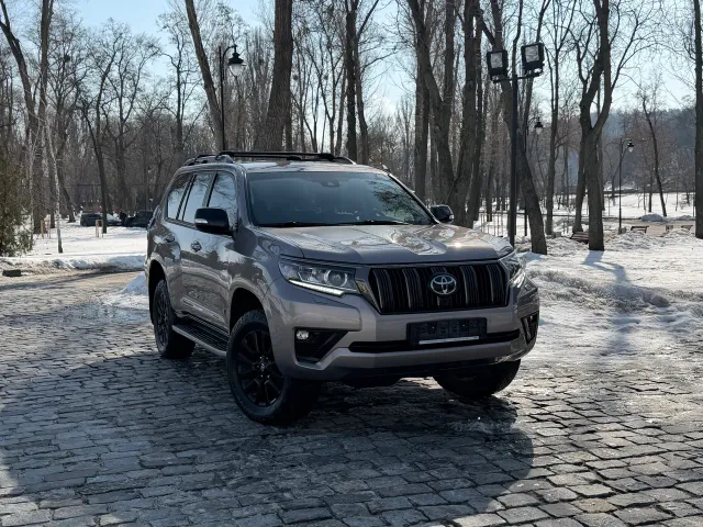 Toyota Land Cruiser Prado - фото 2