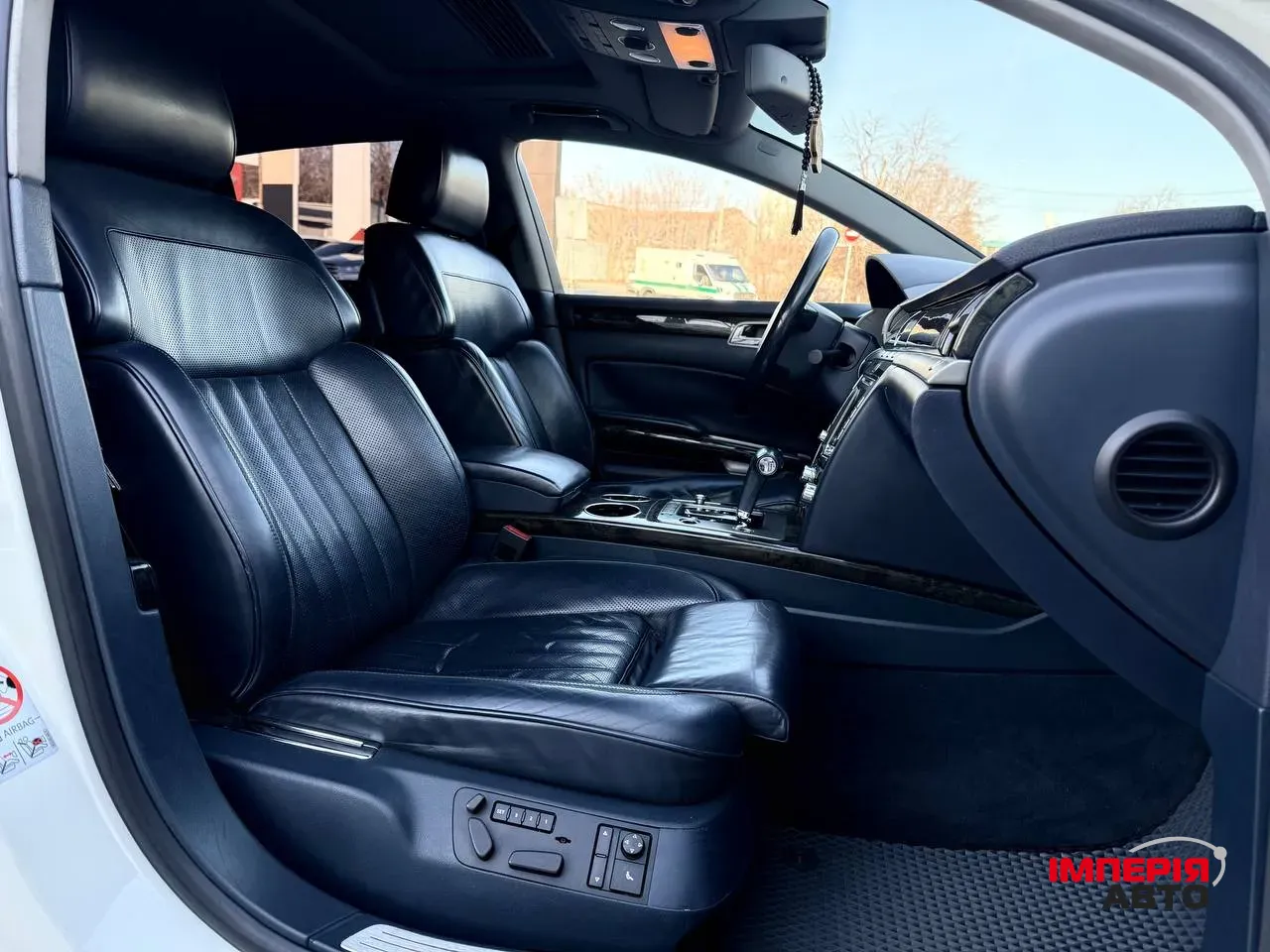 Volkswagen Phaeton - фото 23