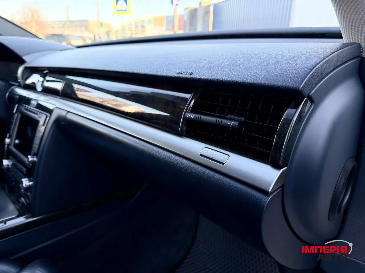 Volkswagen Phaeton - фото 15