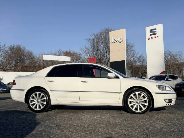 Volkswagen Phaeton - фото 4
