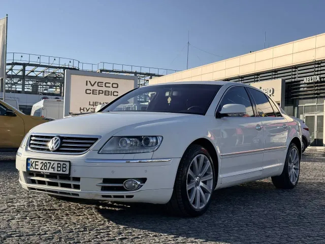 Volkswagen Phaeton - фото 3
