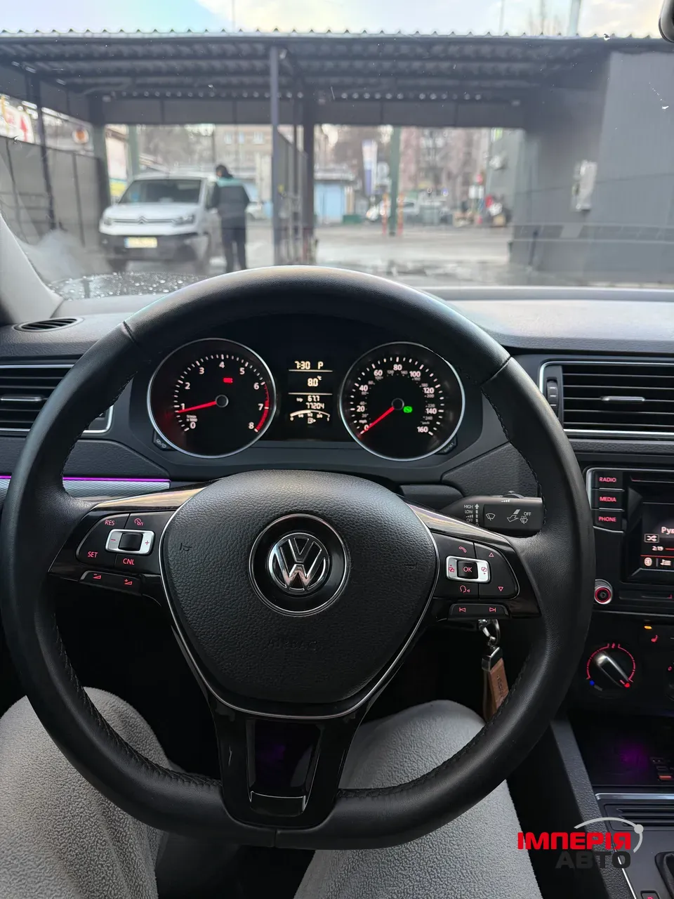 Volkswagen Jetta - фото 8