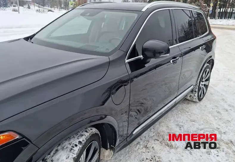 Volvo XC90 - фото 3