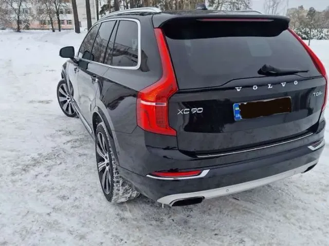 Volvo XC90 - фото 4