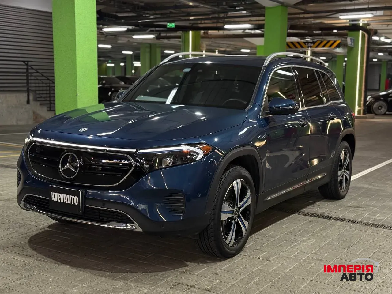 Mercedes-Benz EQB - фото 1