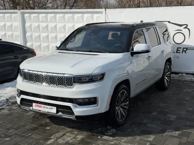Jeep Grand Cherokee - фото 3